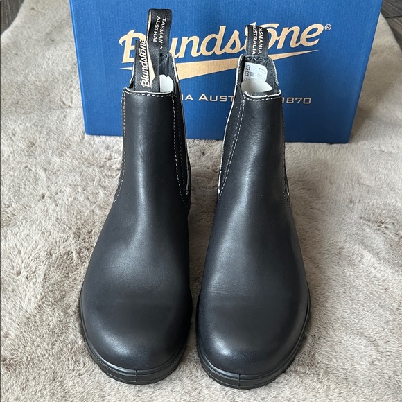 Blundstone unisex 1448 Pull on Leather Boots / Elastic sided boot - Picture 3 of 9